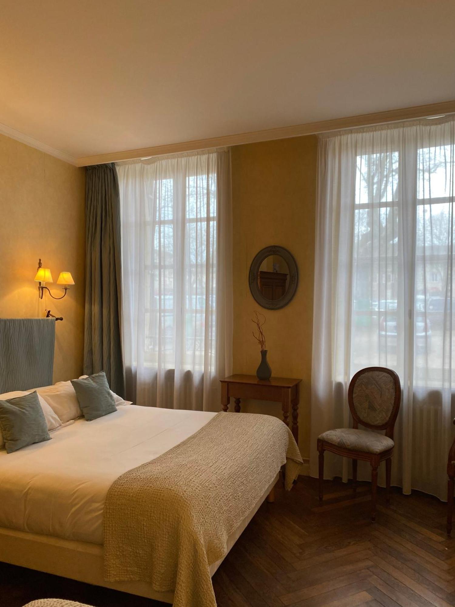 Hotel The Originals Boutique, De La Paix,