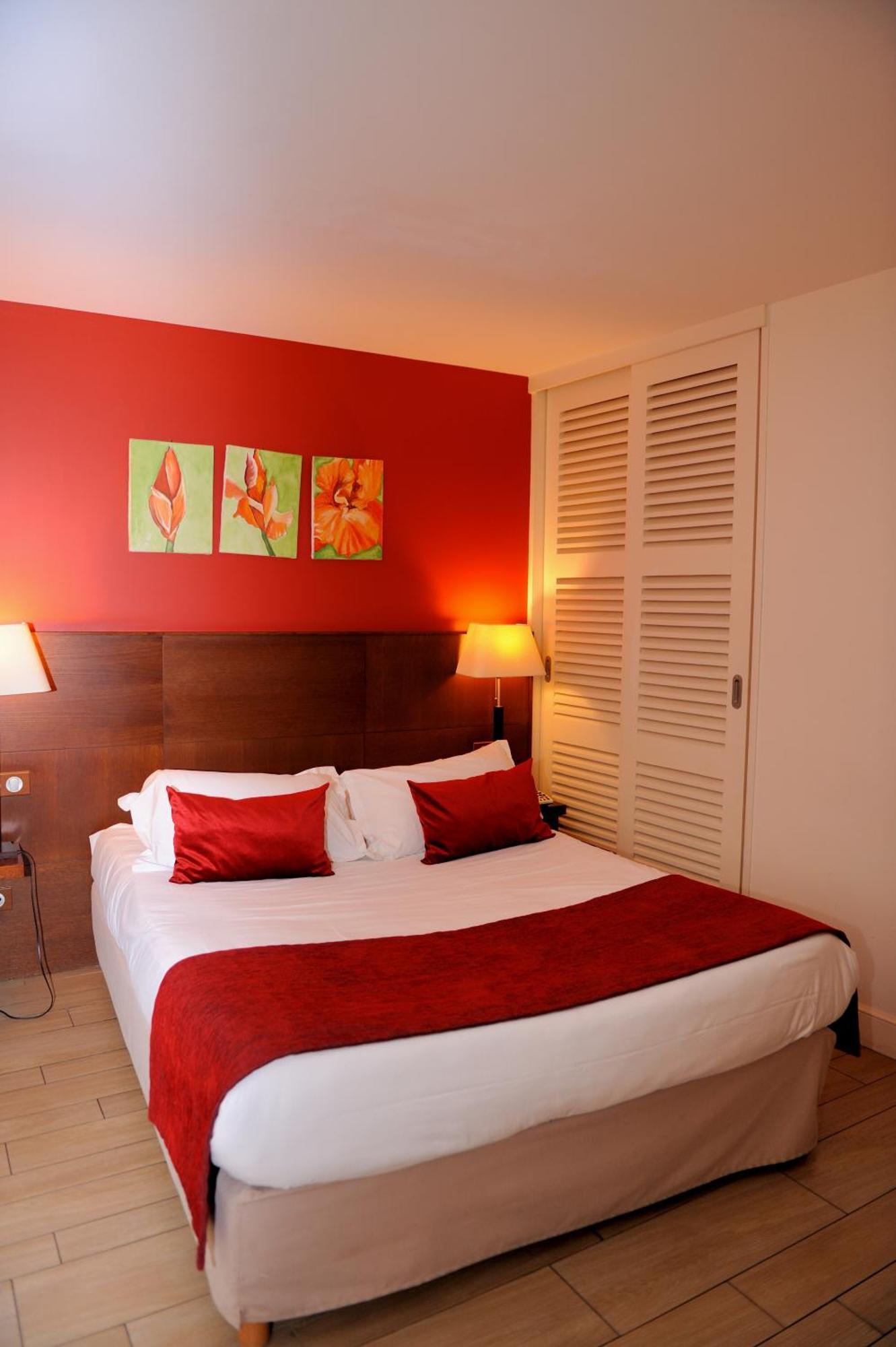 Hotel The Originals Boutique, De La Paix, 3*