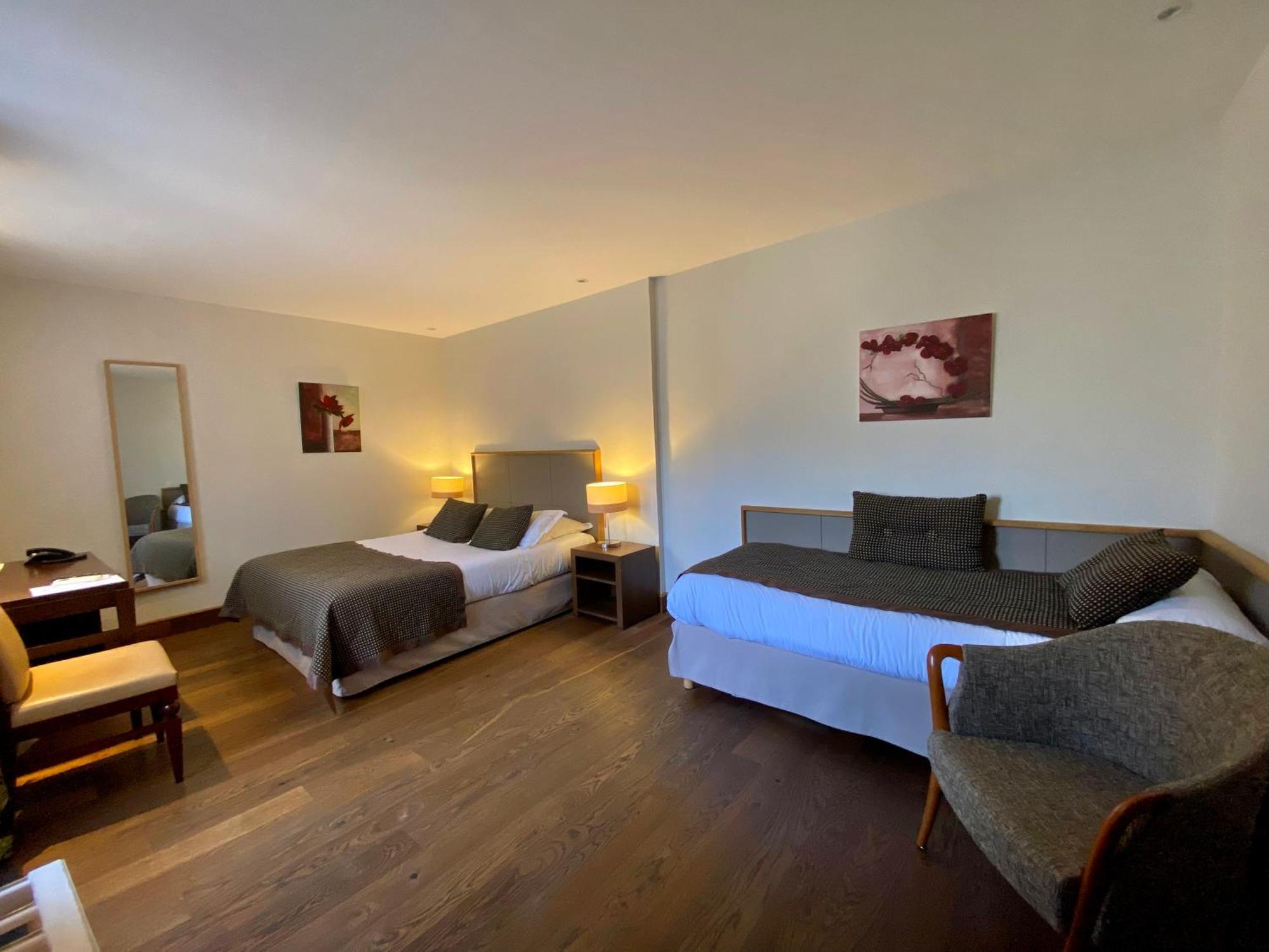 The Originals Boutique, De La Paix, Hotel Beaune (Cote d'Or)